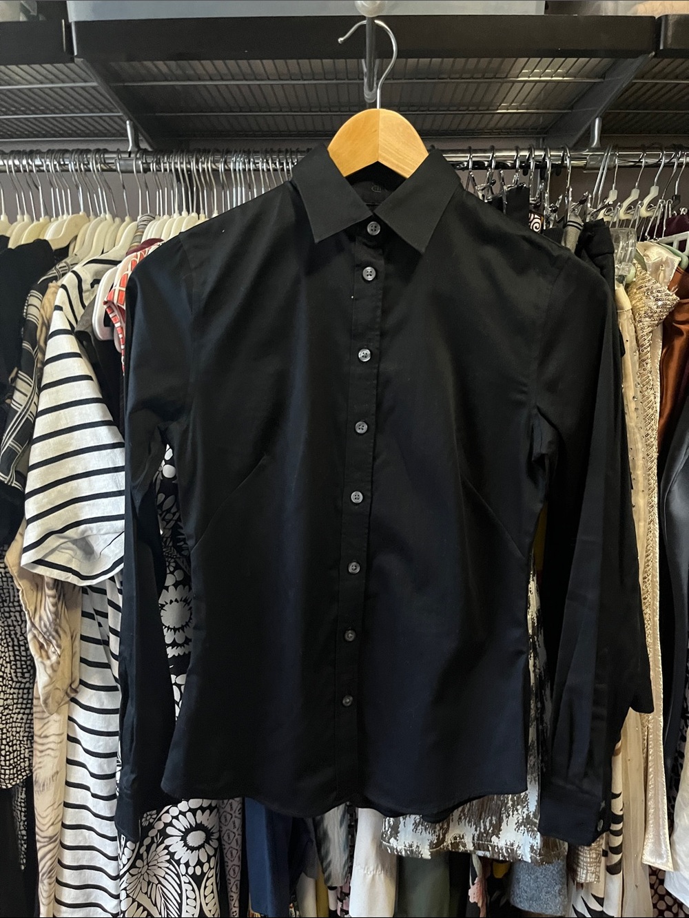 BANANA REPUBLIC NON IRON FITTED SHIRT SZ 0